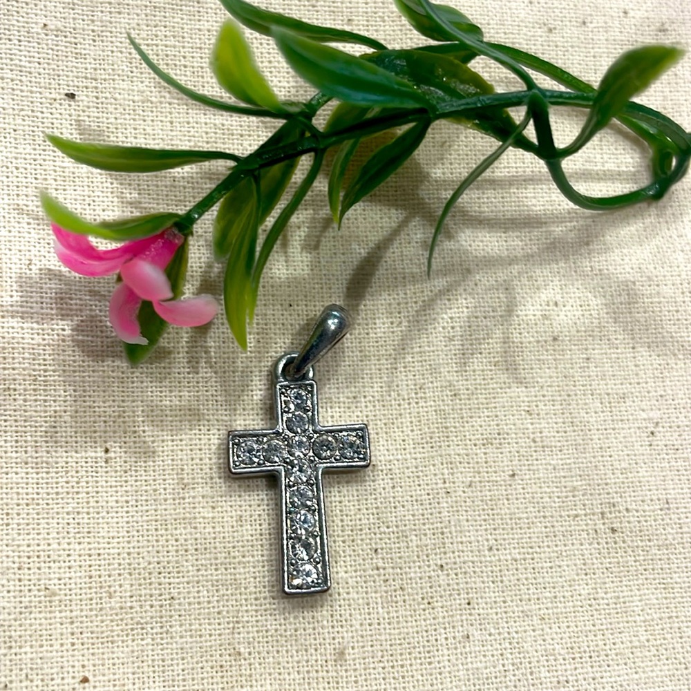 Faithful Elegance Silver Tone Crystal Stone Cross Pendant Spiritual Charm
